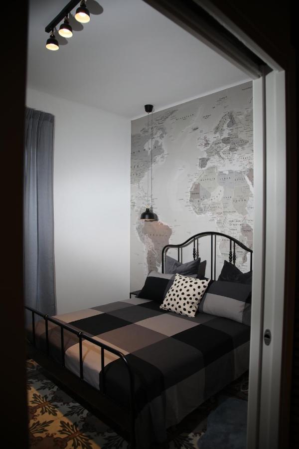 Liberty Apartment Бари Екстериор снимка