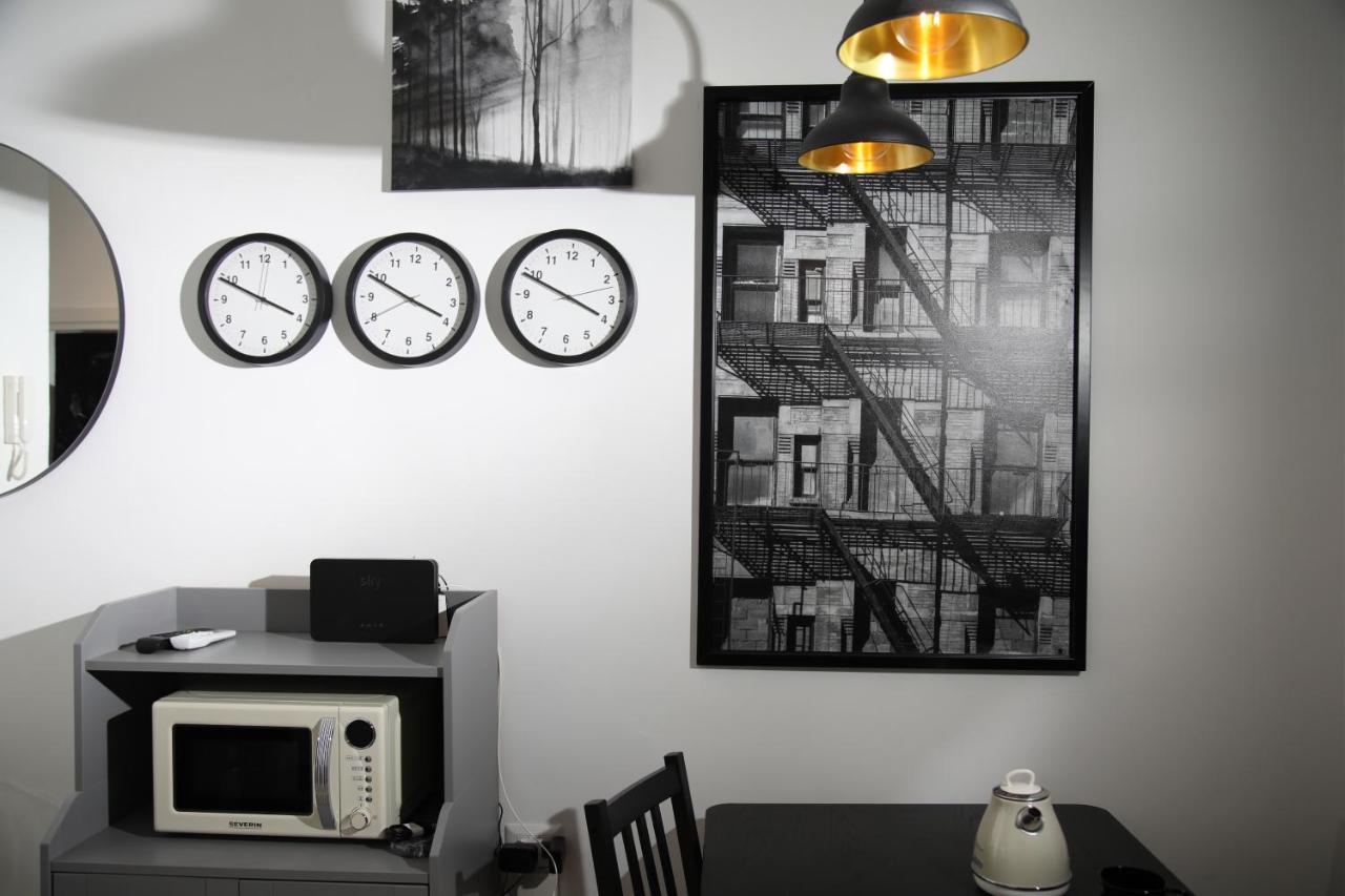 Liberty Apartment Бари Екстериор снимка