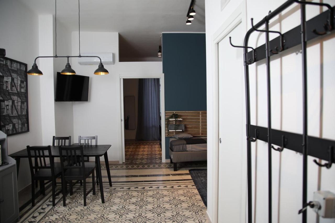 Liberty Apartment Бари Екстериор снимка