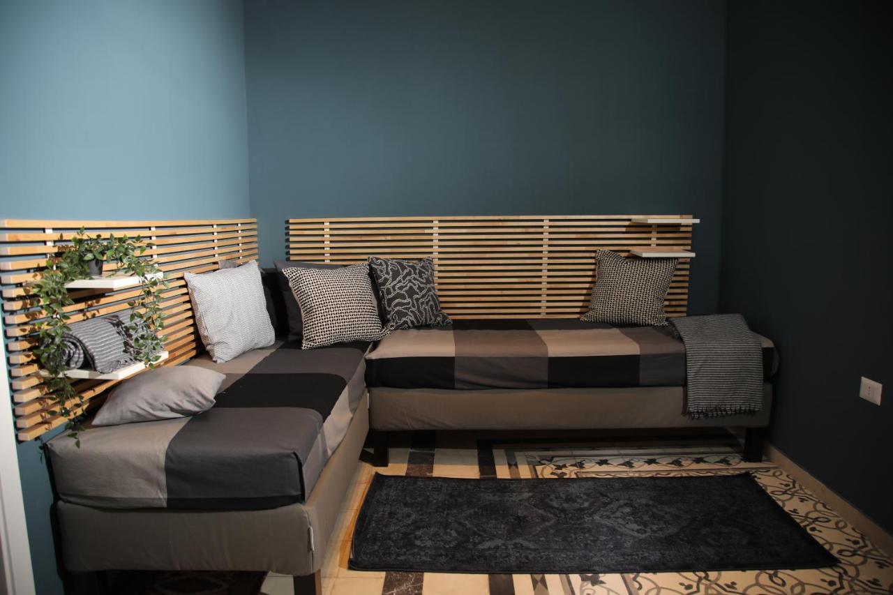 Liberty Apartment Бари Екстериор снимка